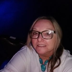 Meet your Posher, Lyn